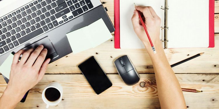 کسب درآمد از نویسندگی